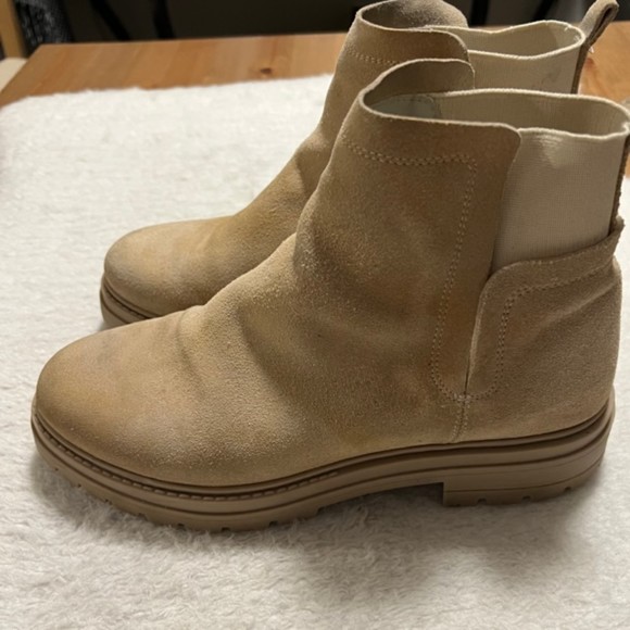 Steve Madden Womens Beige Moira Sand Suede Pull On Ankle Boots Size US 10-EU 40 - Picture 3 of 12